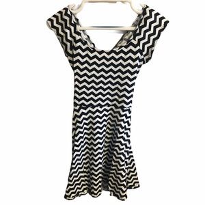 Black and White Zig Zag Dress